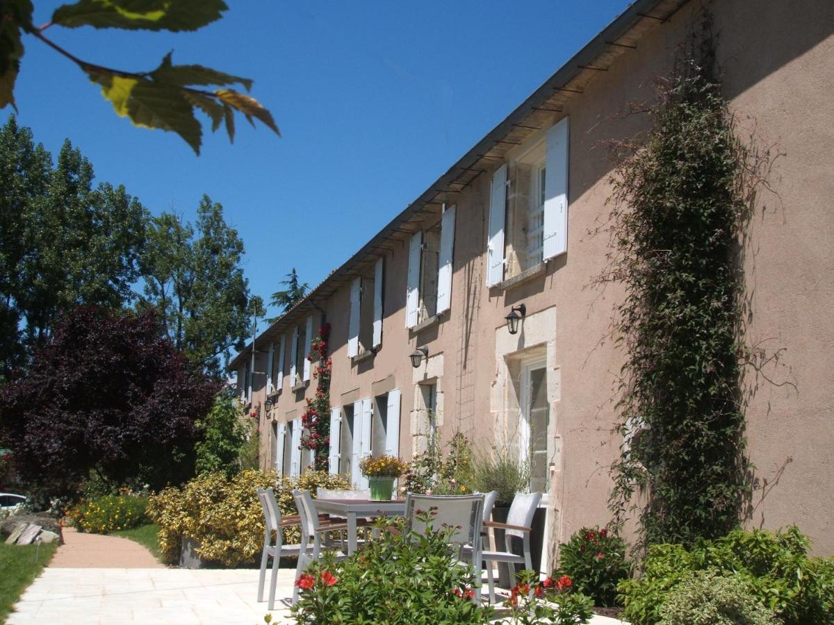 Chambres D'Hotes La Charriere Cheffois Ngoại thất bức ảnh